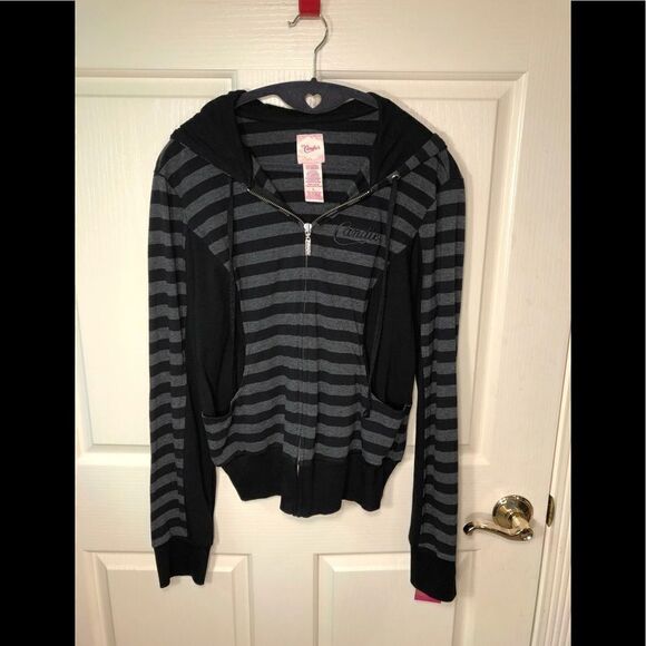 Candie’s jacket  - Picture 1 of 6